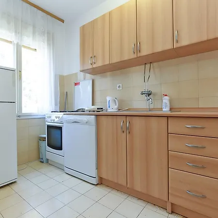 Josip 74 Apartment *