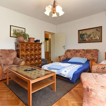 Josip 74 Apartman