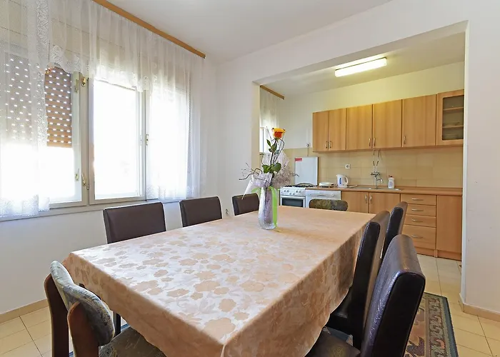 Josip 74 Apartman Pula