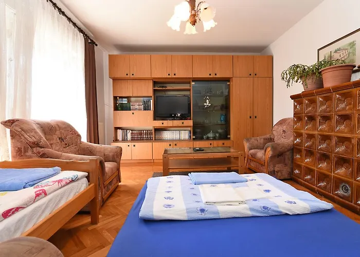 Josip 74 Apartman *